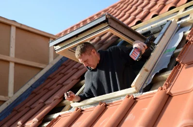Pose de fenêtres de toit Velux à Coarraze